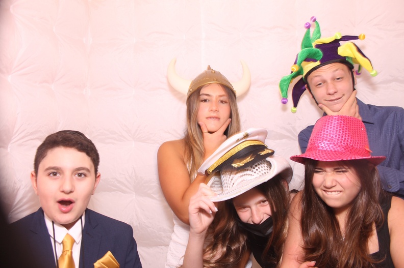 Michael's Photo Booth Pictures 5Towns Entertainment 1800-237-8135 6